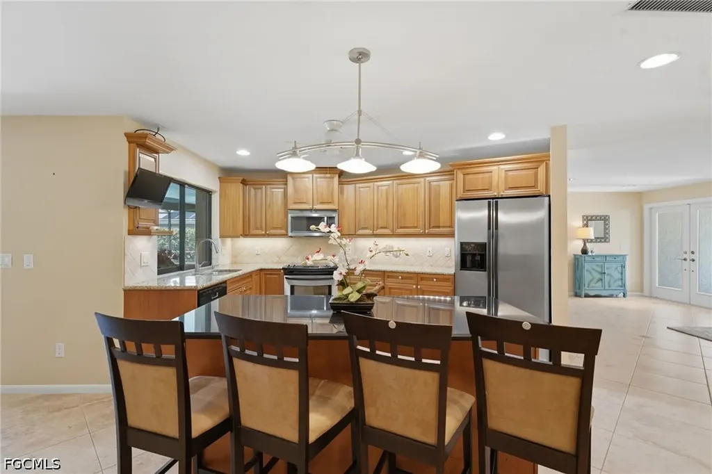 1941 Princess Court Naples FL 34110
