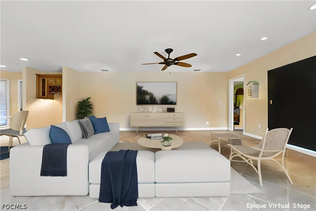 1941 Princess Court Naples FL 34110