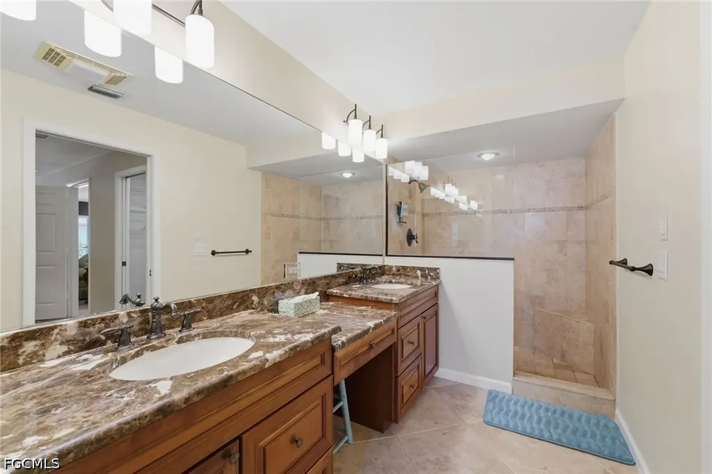 1941 Princess Court Naples FL 34110