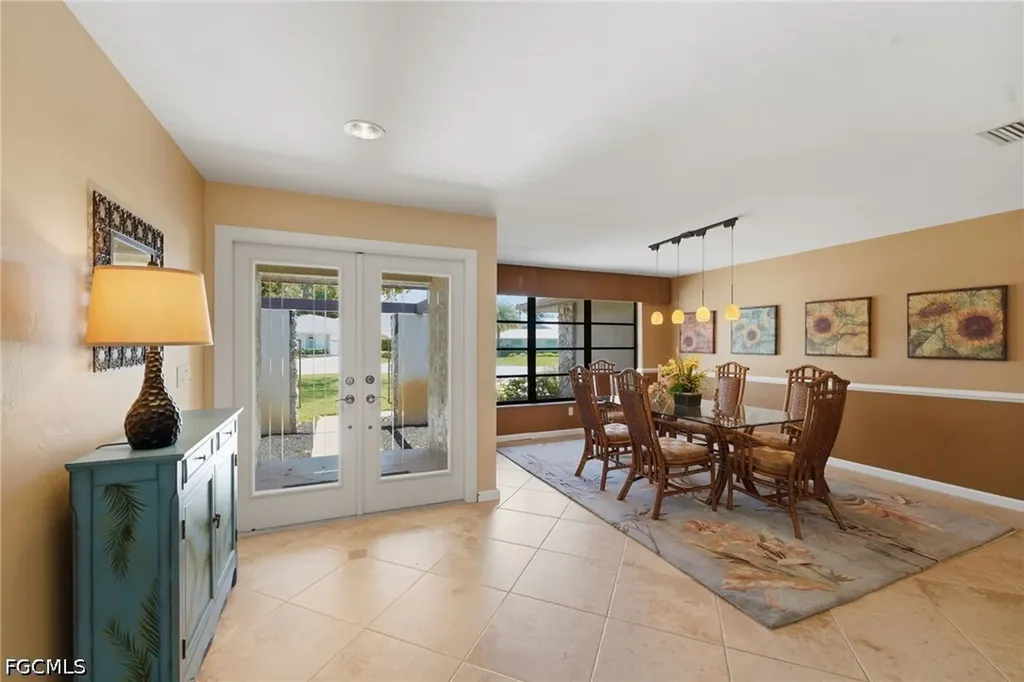 1941 Princess Court Naples FL 34110