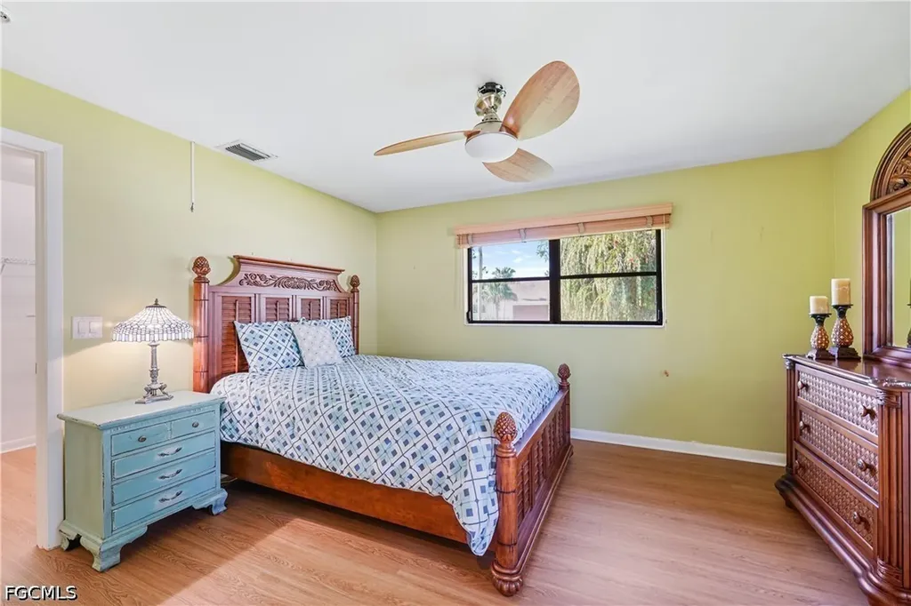 1941 Princess Court Naples FL 34110