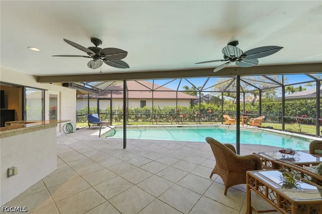 1941 Princess Court Naples FL 34110