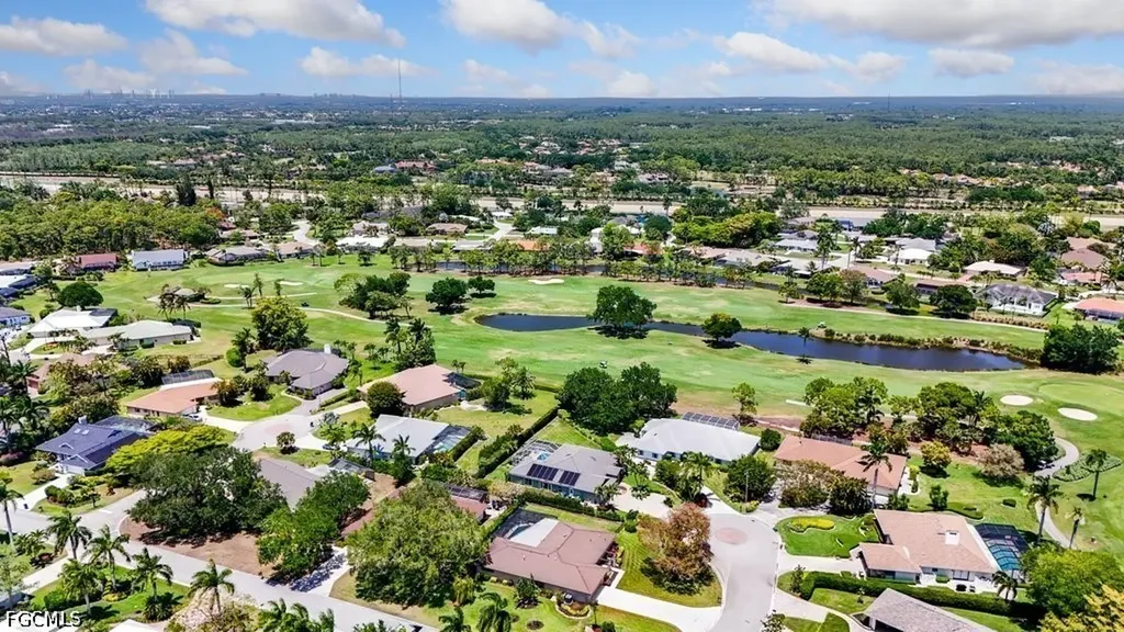 1941 Princess Court Naples FL 34110