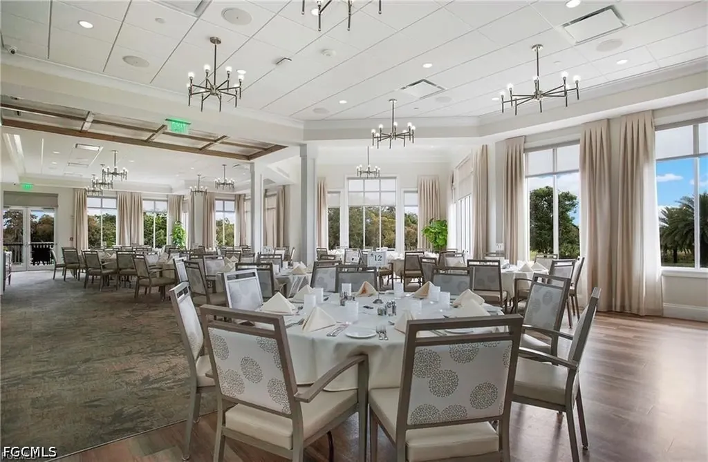1941 Princess Court Naples FL 34110