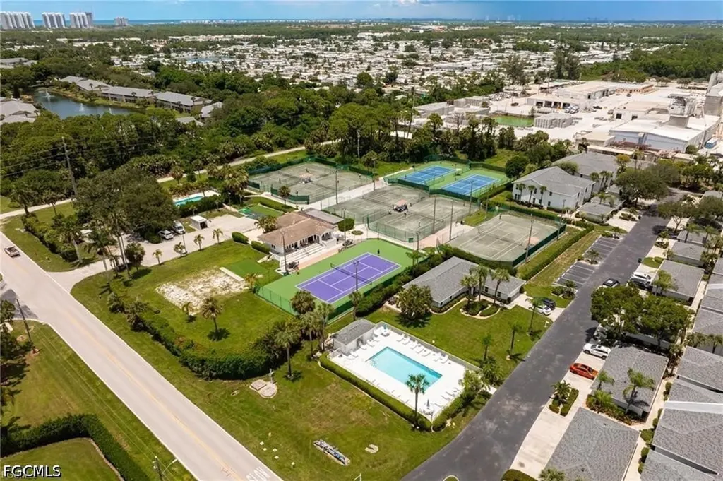 1941 Princess Court Naples FL 34110