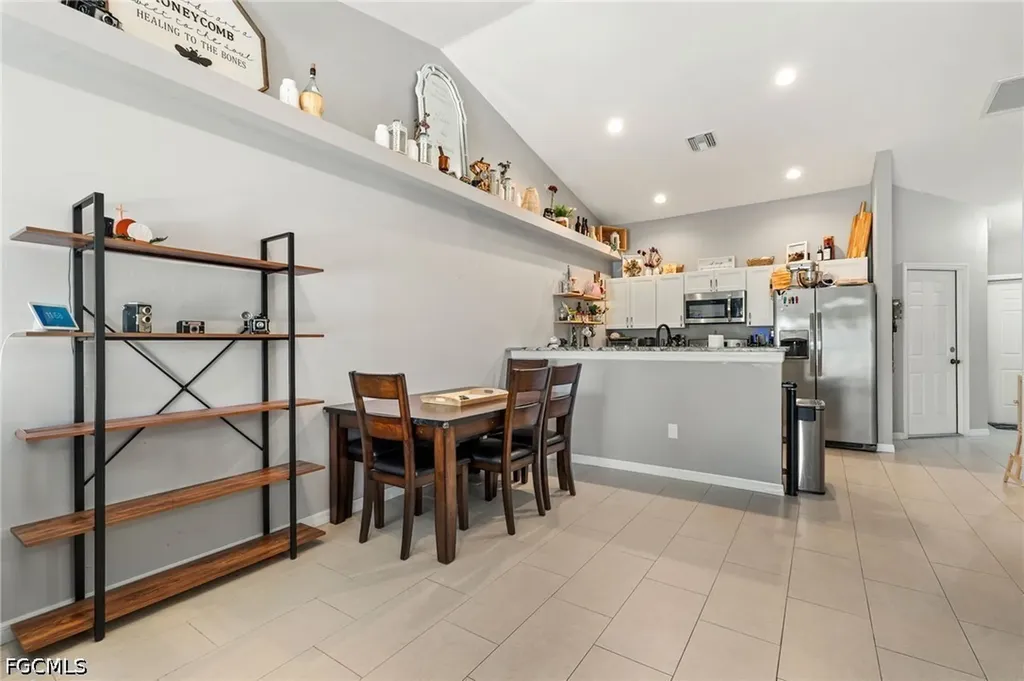 1023 / 1025 Andalusia Boulevard Cape Coral FL 33909