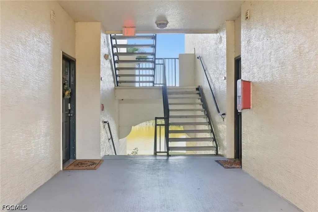 11510 Villa Grand Fort Myers FL 33913