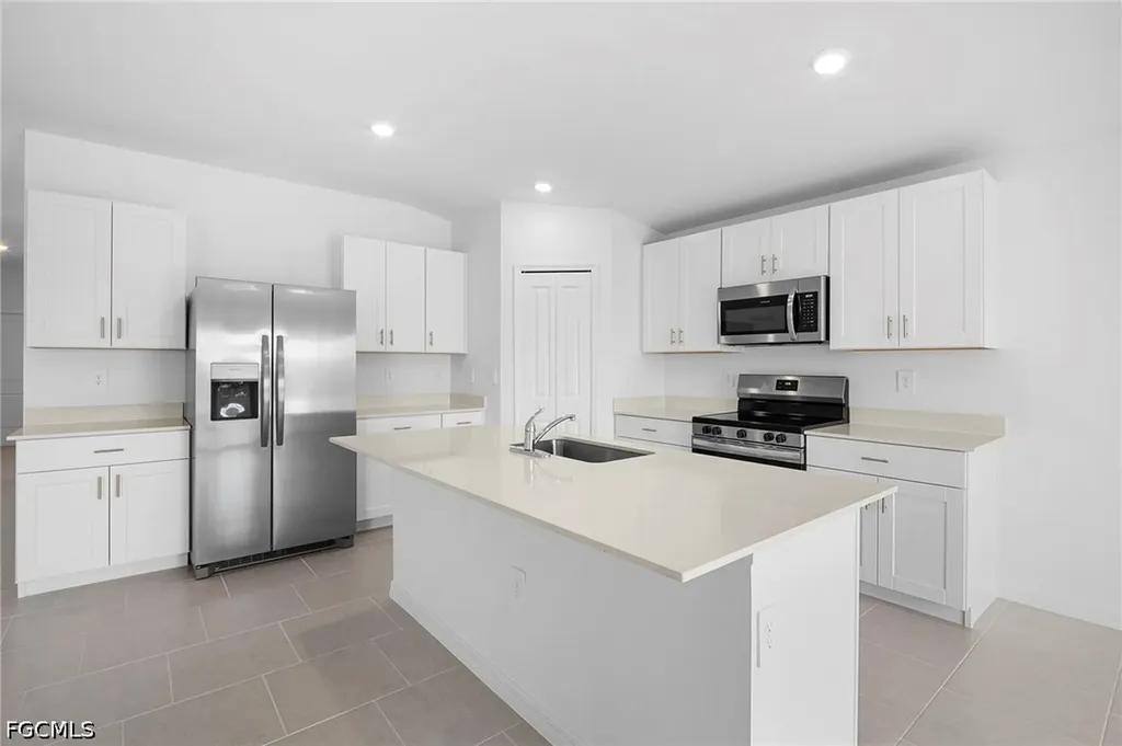 4087 Lattuca Lane North Fort Myers FL 33917