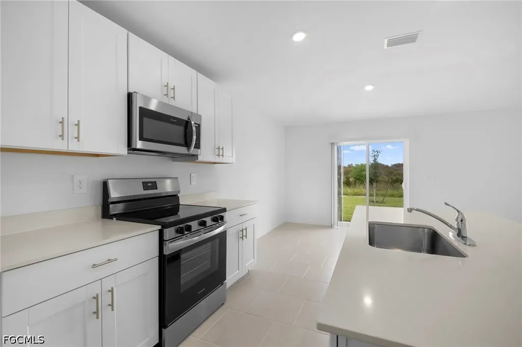 4087 Lattuca Lane North Fort Myers FL 33917
