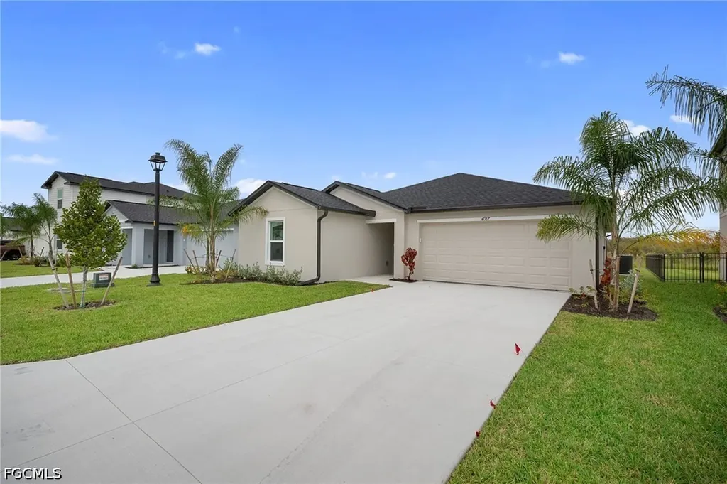 4087 Lattuca Lane North Fort Myers FL 33917