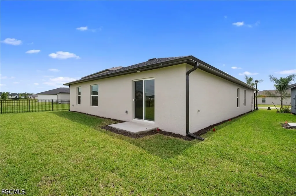 4087 Lattuca Lane North Fort Myers FL 33917