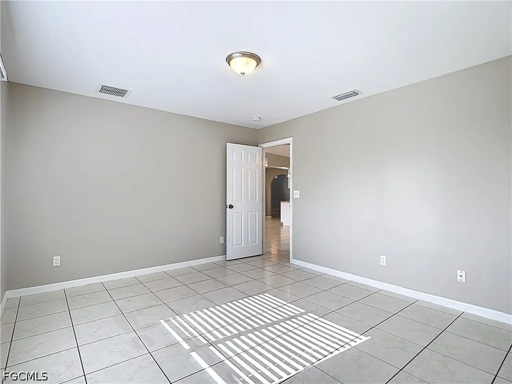 3110 5th Street SW Lehigh Acres FL 33976