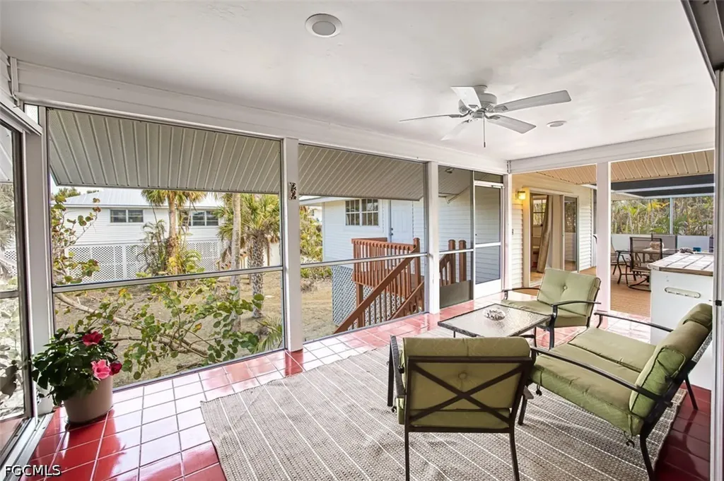 220 Palm Lake Drive Sanibel FL 33957