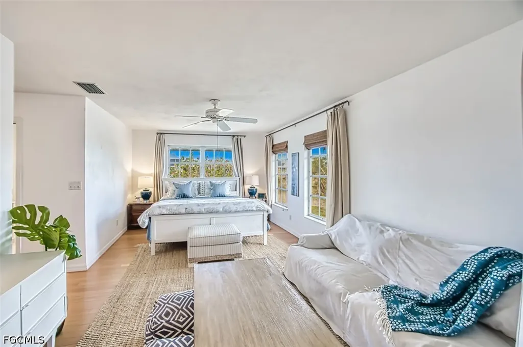 220 Palm Lake Drive Sanibel FL 33957