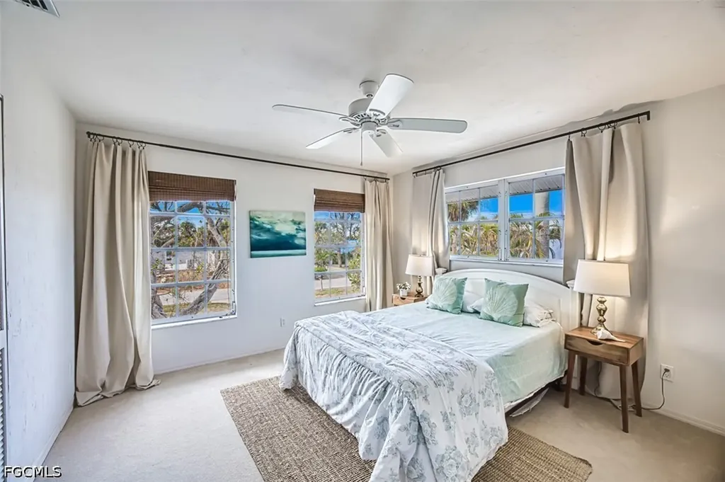 220 Palm Lake Drive Sanibel FL 33957