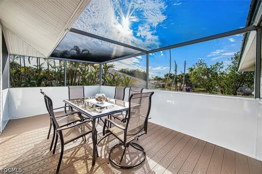 220 Palm Lake Drive Sanibel FL 33957