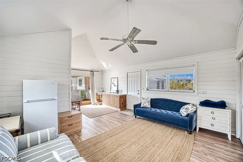 220 Palm Lake Drive Sanibel FL 33957