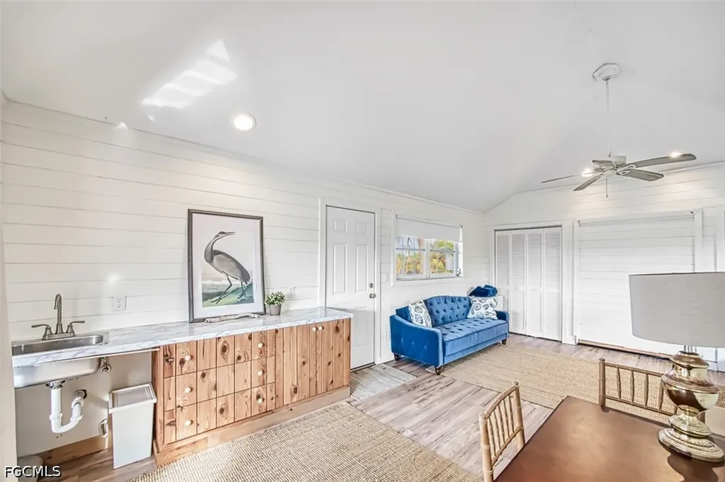 220 Palm Lake Drive Sanibel FL 33957
