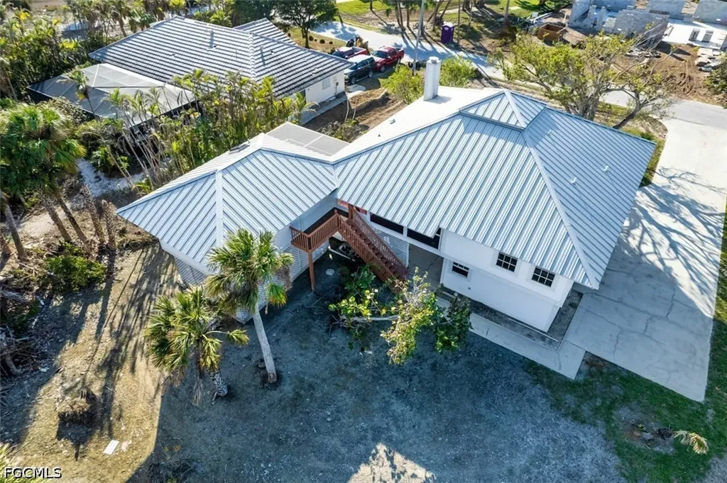 220 Palm Lake Drive Sanibel FL 33957