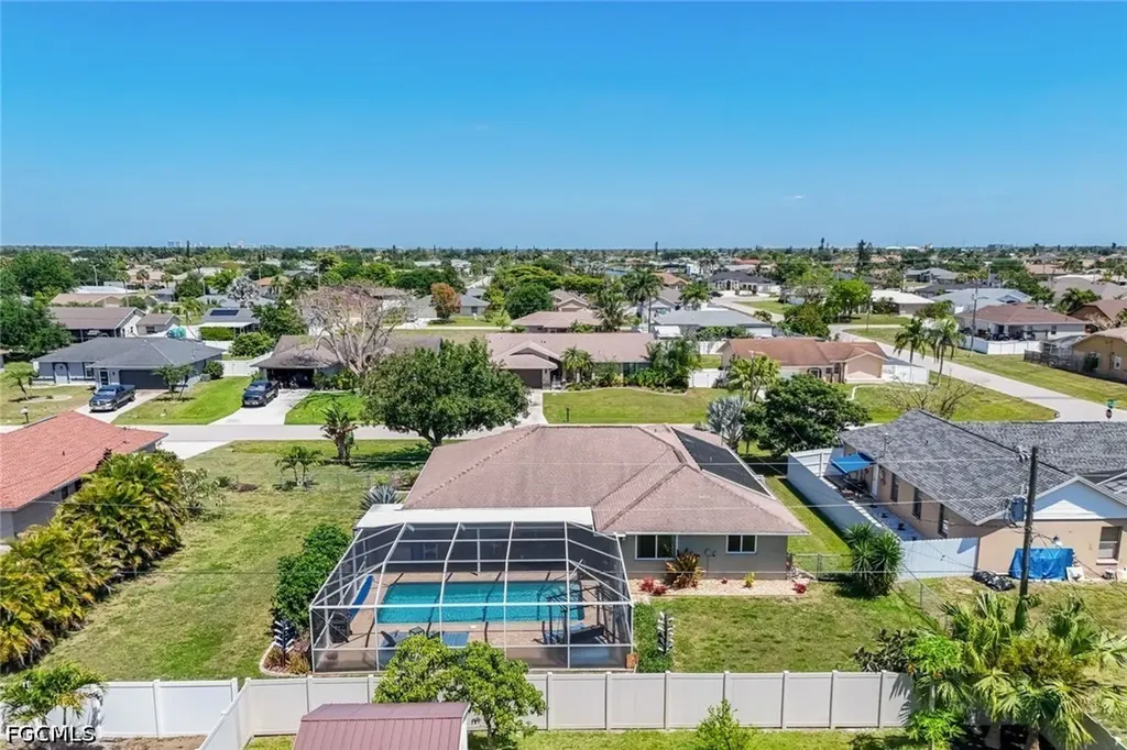 2004 SE 8th Avenue Cape Coral FL 33990