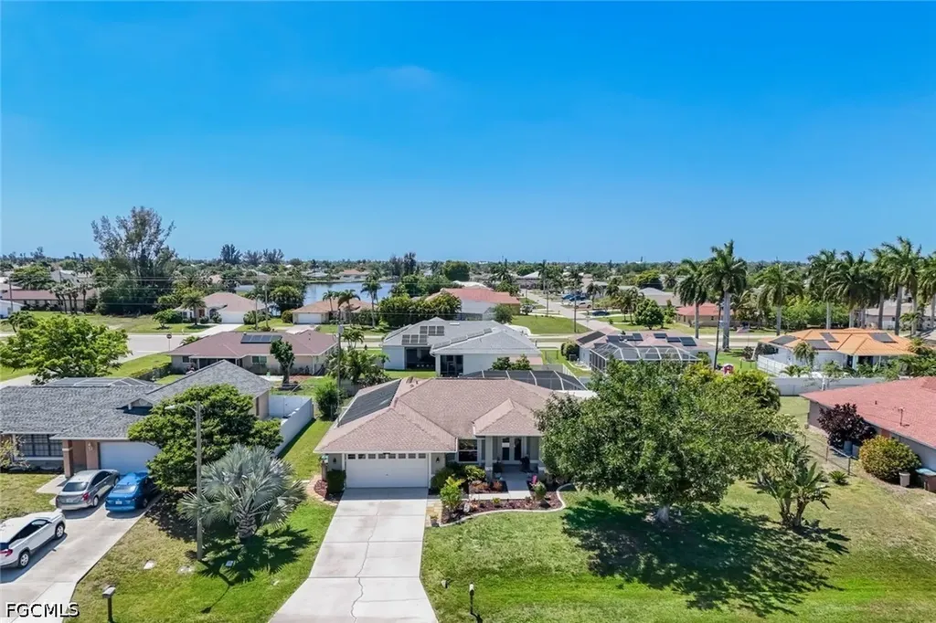 2004 SE 8th Avenue Cape Coral FL 33990