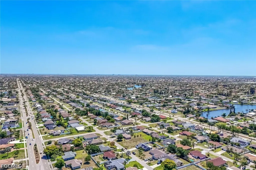 2004 SE 8th Avenue Cape Coral FL 33990