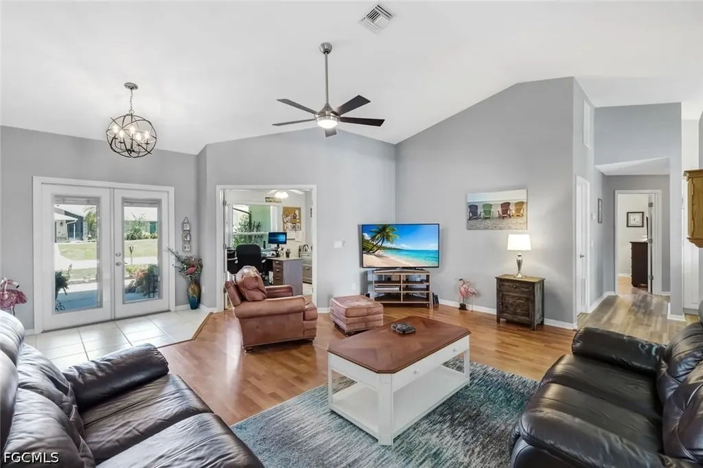 2004 SE 8th Avenue Cape Coral FL 33990