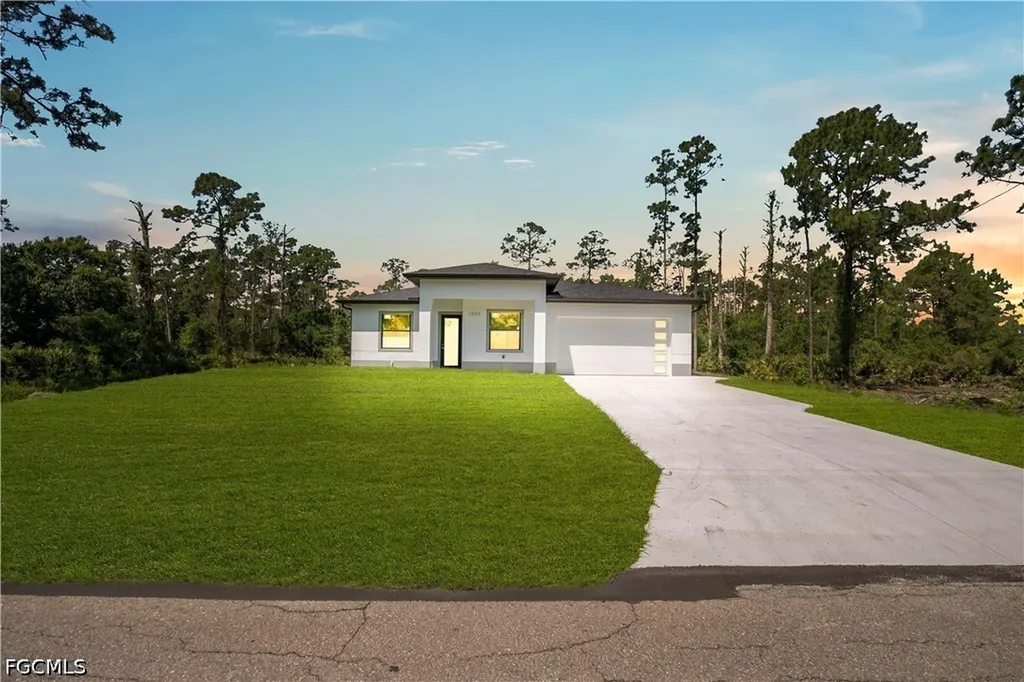 1009 Moore Avenue Lehigh Acres FL 33972