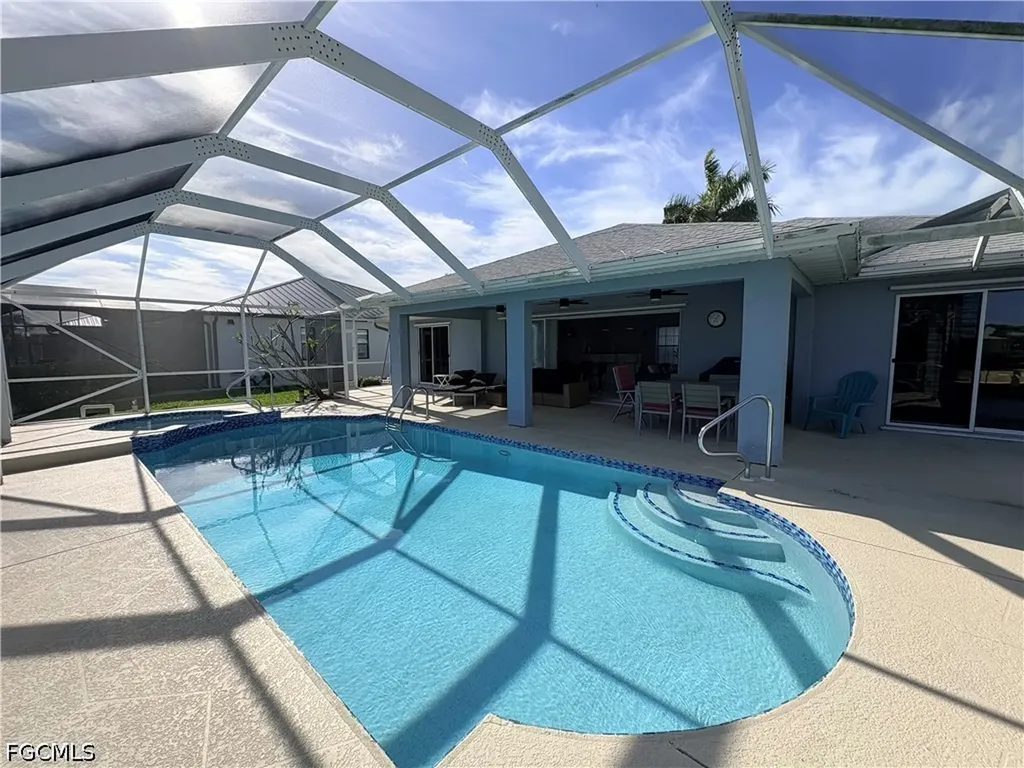 2823 SW 39th Terrace Cape Coral FL 33914