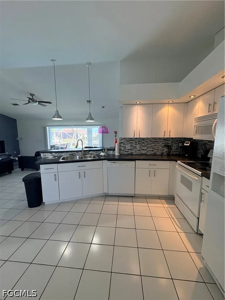 2823 SW 39th Terrace Cape Coral FL 33914