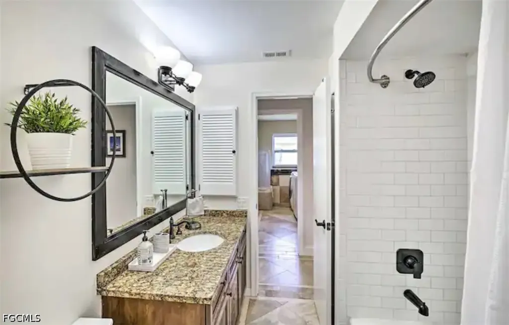 2806 SW 38th Terrace Cape Coral FL 33914