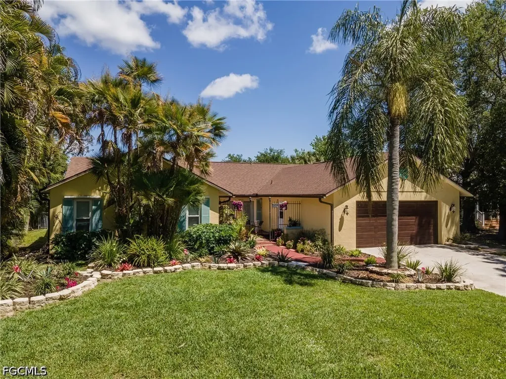 4628 Little River Lane Fort Myers FL 33905