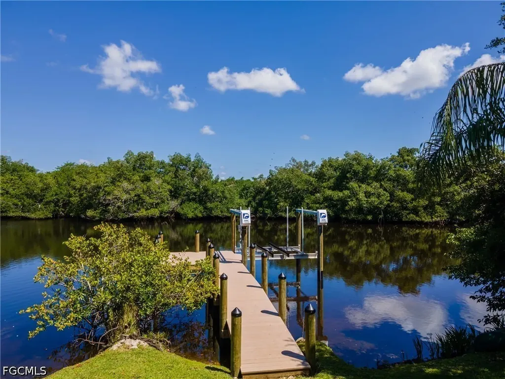 4628 Little River Lane Fort Myers FL 33905