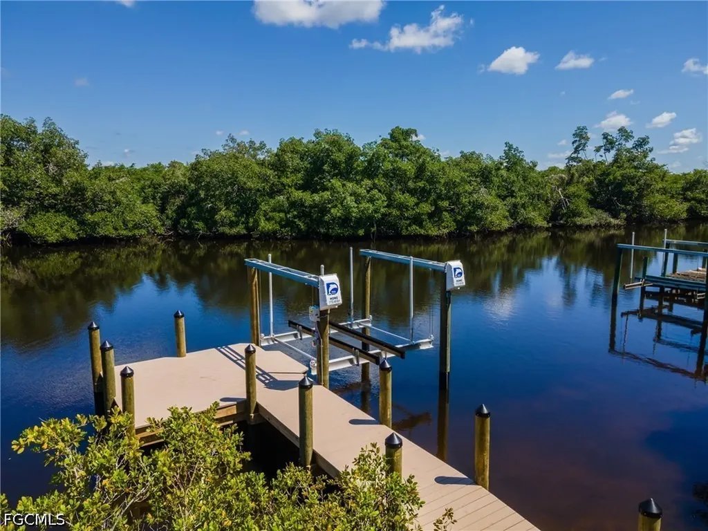 4628 Little River Lane Fort Myers FL 33905