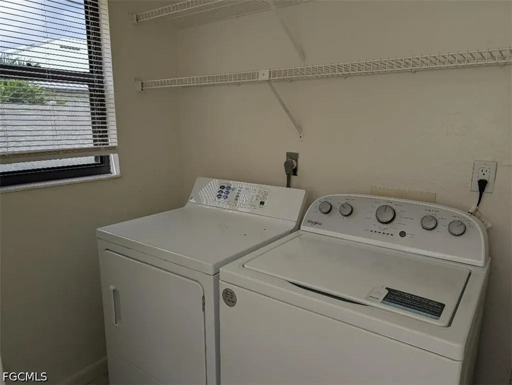 1318 SE 40th Terrace Cape Coral FL 33904