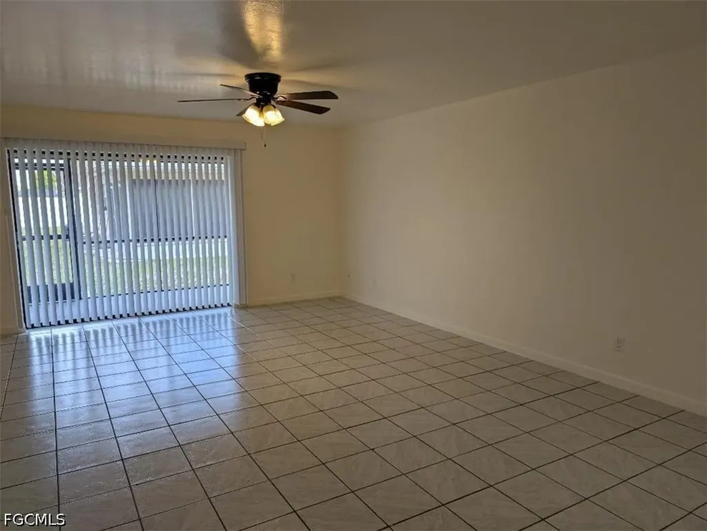 1318 SE 40th Terrace Cape Coral FL 33904