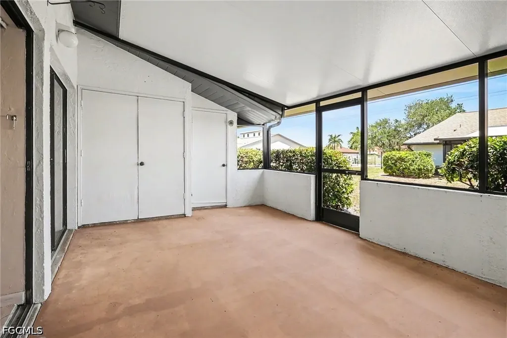 3739 SW 9th Avenue Cape Coral FL 33914