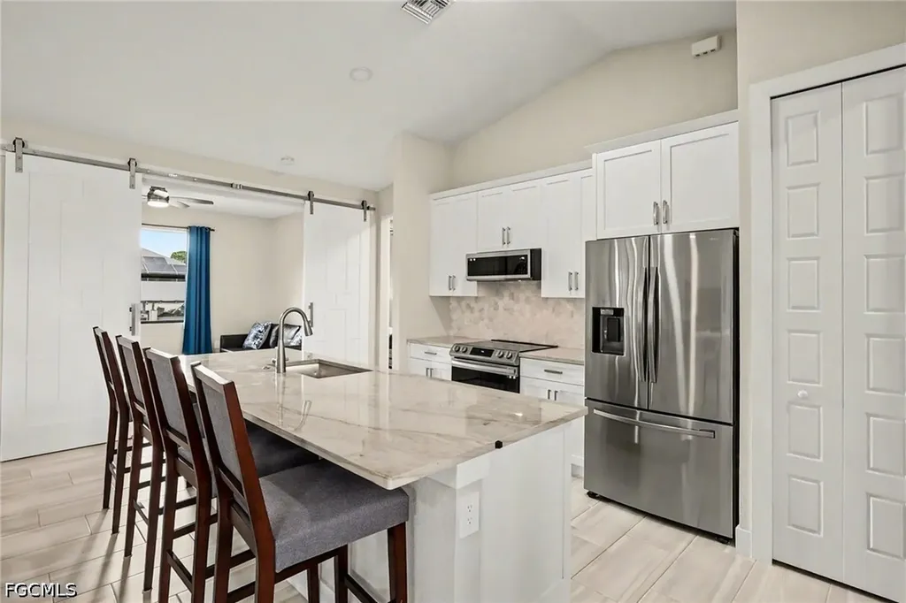 1732 SW 17th Avenue Cape Coral FL 33991