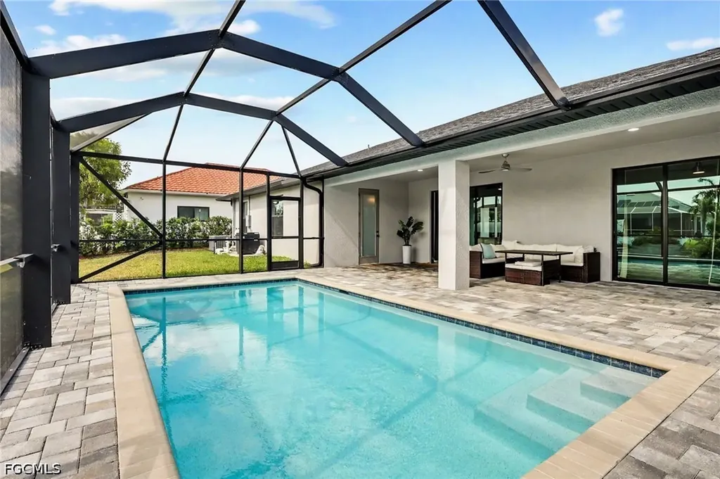 1732 SW 17th Avenue Cape Coral FL 33991