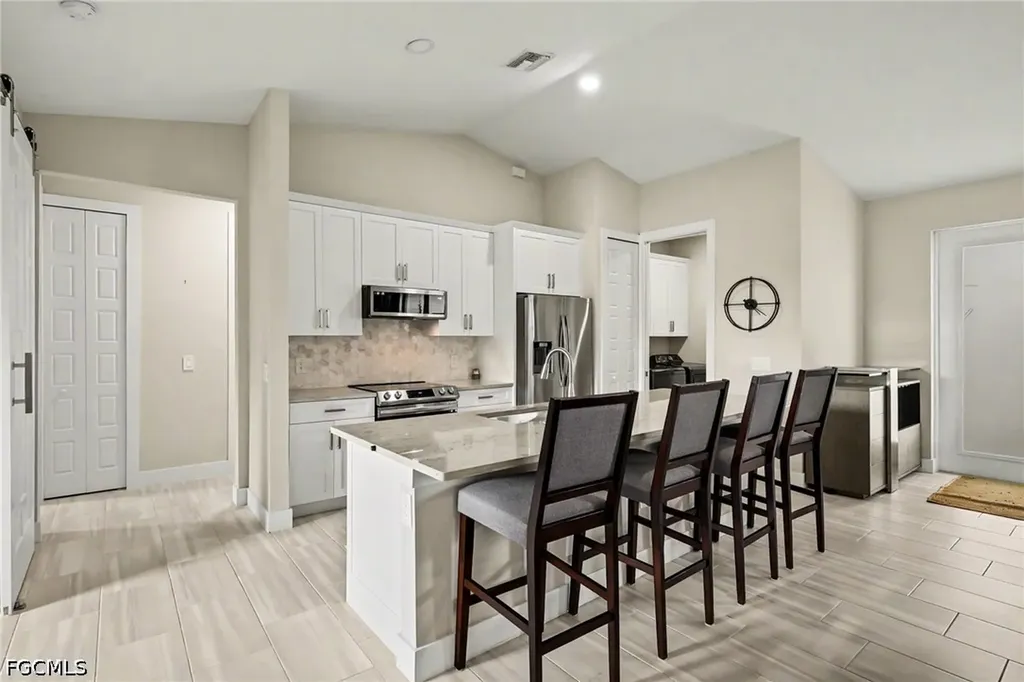 1732 SW 17th Avenue Cape Coral FL 33991