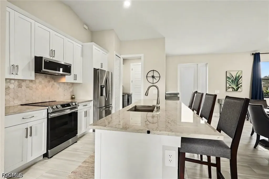 1732 SW 17th Avenue Cape Coral FL 33991