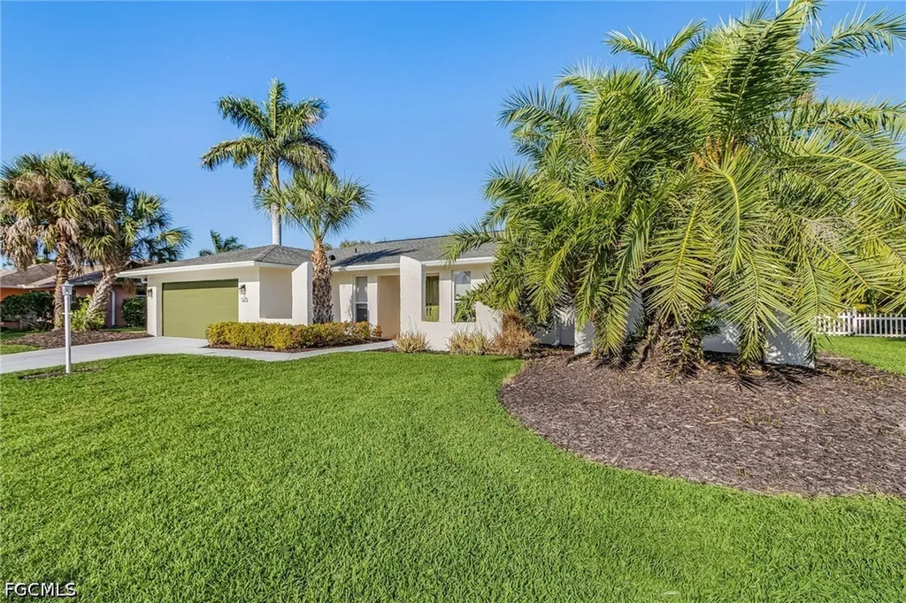 5479 Chablis Lane Fort Myers FL 33919