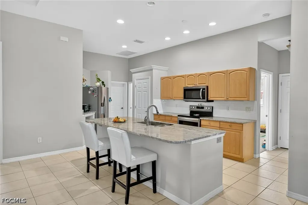 404 NE 18th Avenue Cape Coral FL 33909