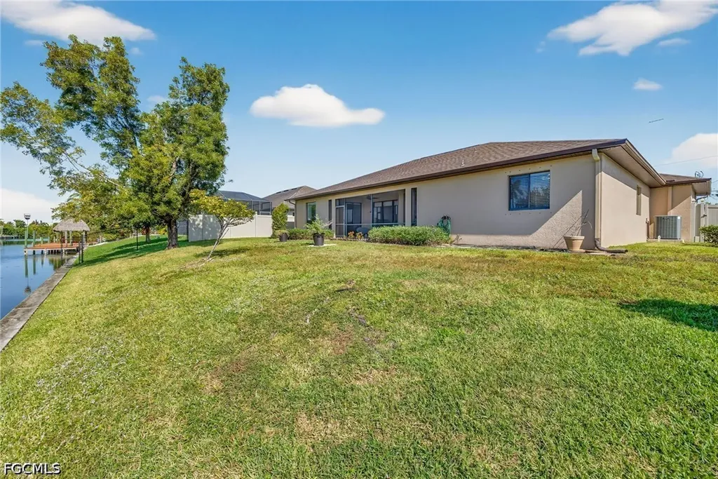 404 NE 18th Avenue Cape Coral FL 33909