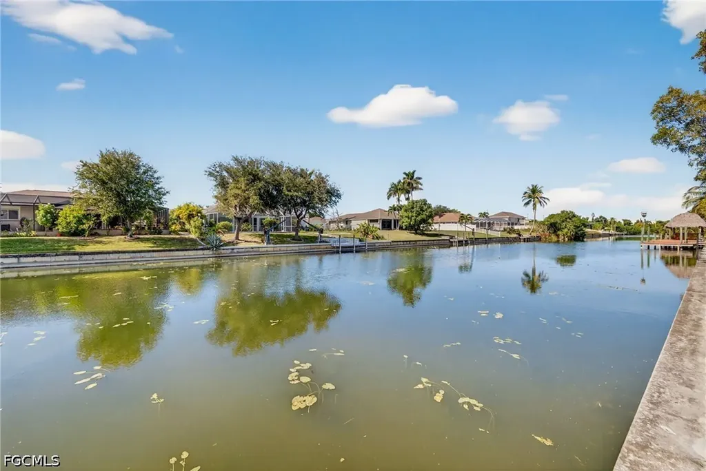 404 NE 18th Avenue Cape Coral FL 33909