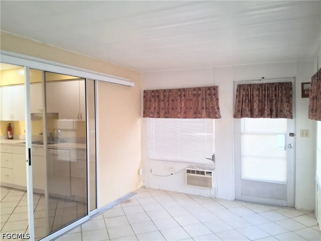 58 Tangerine Court Lehigh Acres FL 33936