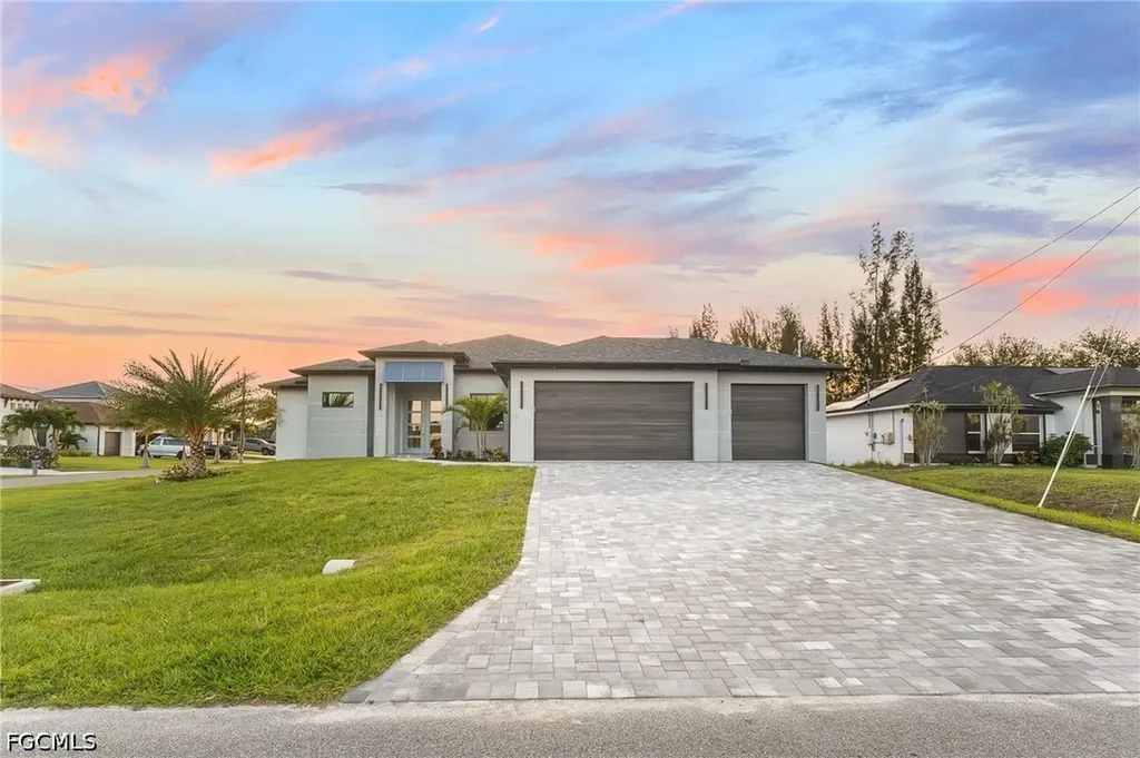 142 SW 33rd Place Cape Coral FL 33991