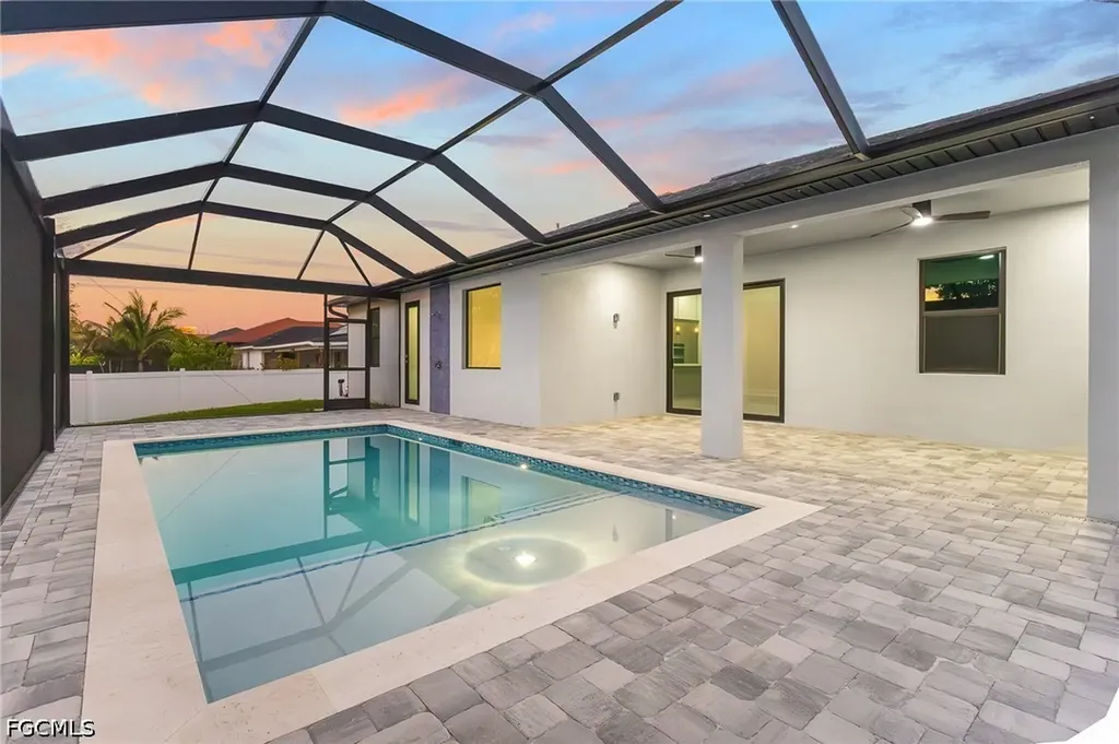 142 SW 33rd Place Cape Coral FL 33991