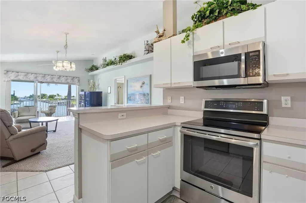 3603 SE 10th Avenue Cape Coral FL 33904