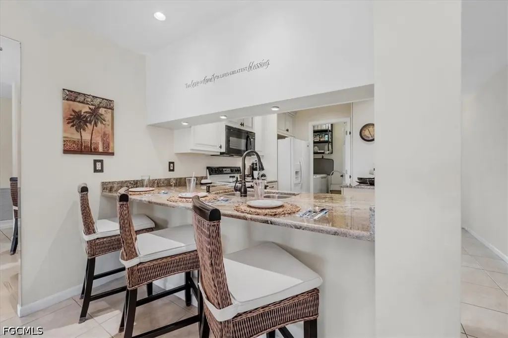 1926 SE 43rd Street Cape Coral FL 33904